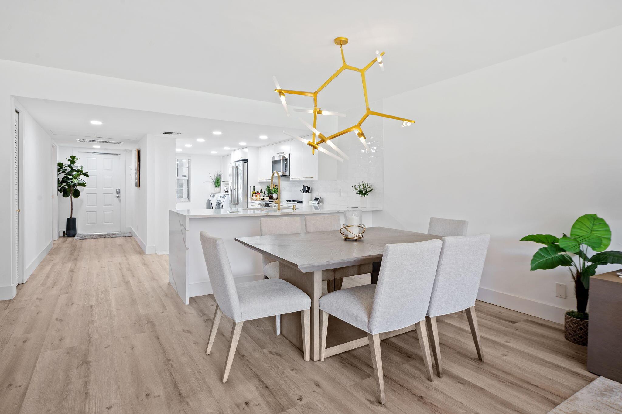 800 E Cypress Lane 201