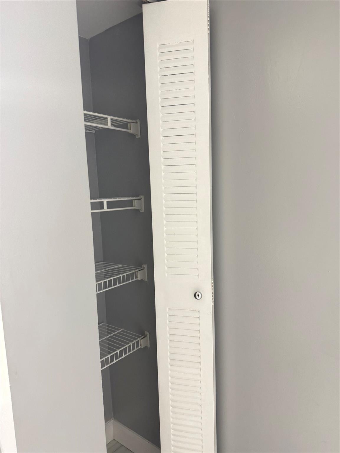 South Palm Place Condo - Residential Lease