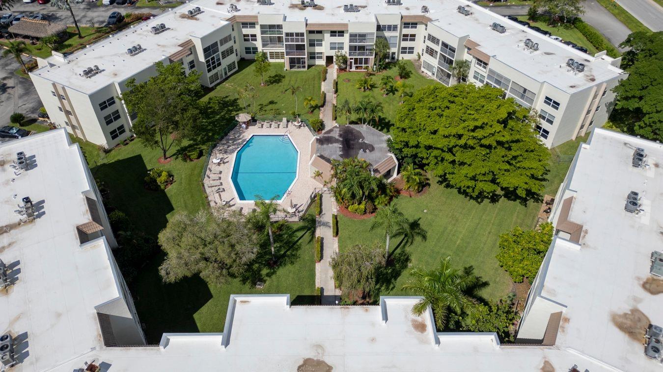 ROYAL PARK GARDENS - Residential