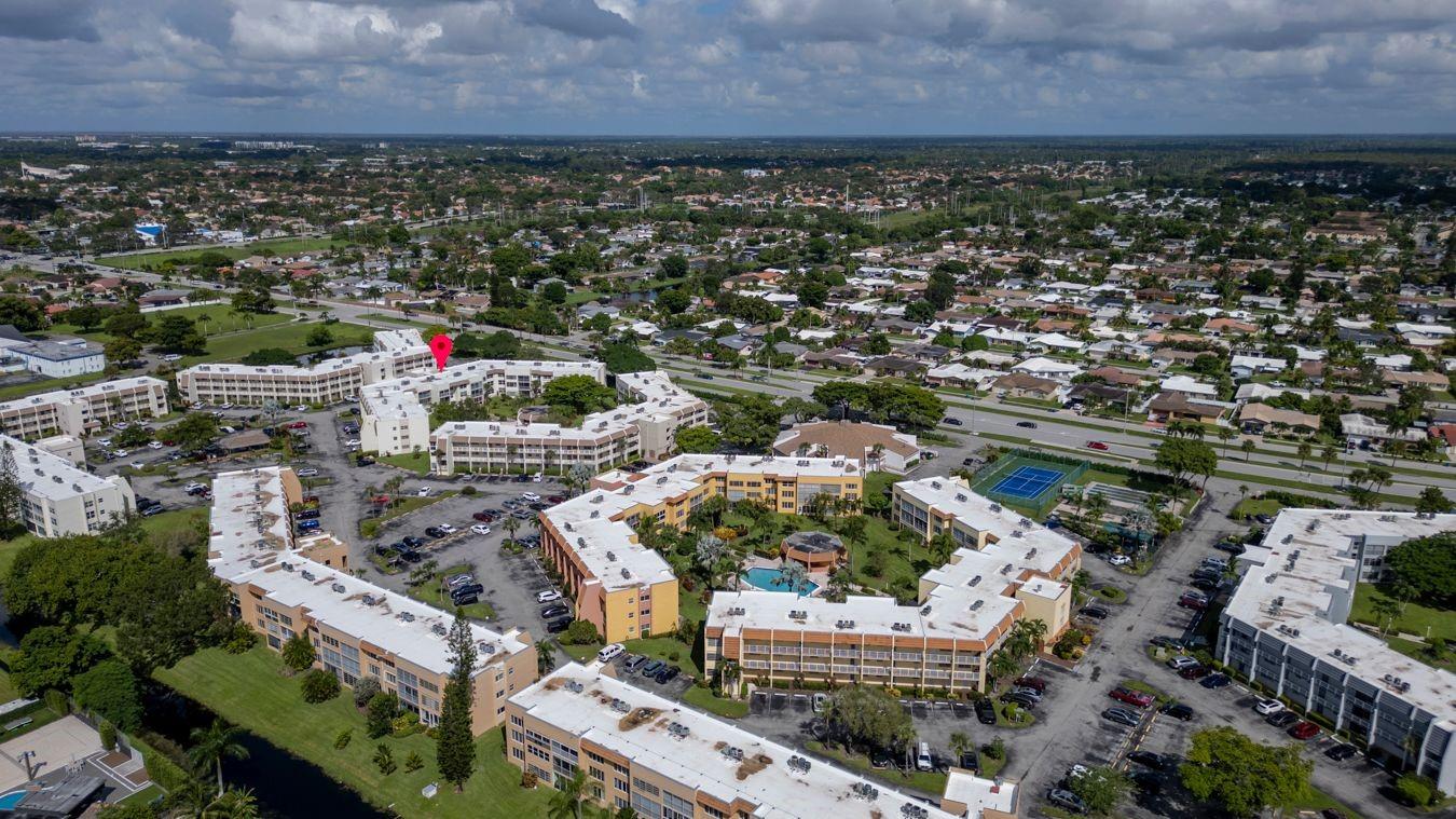 ROYAL PARK GARDENS - Residential
