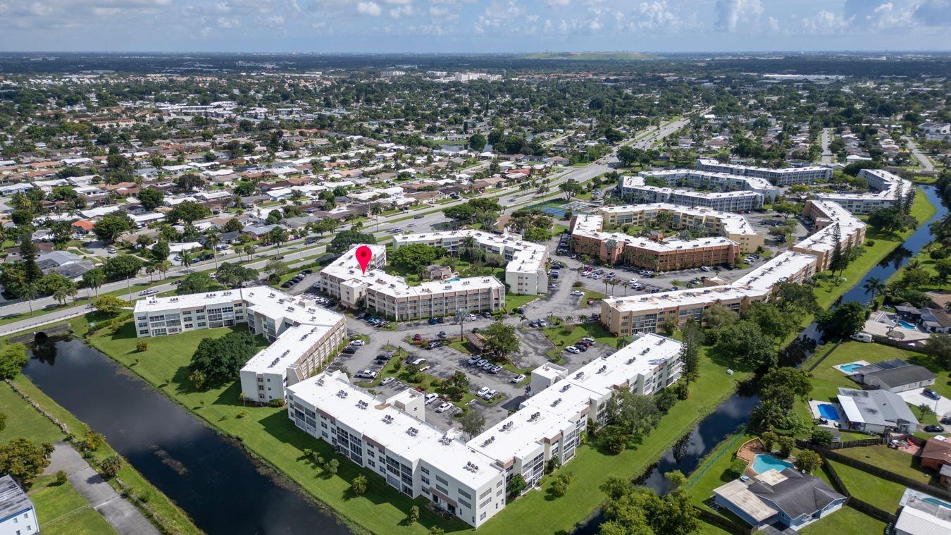 ROYAL PARK GARDENS - Residential