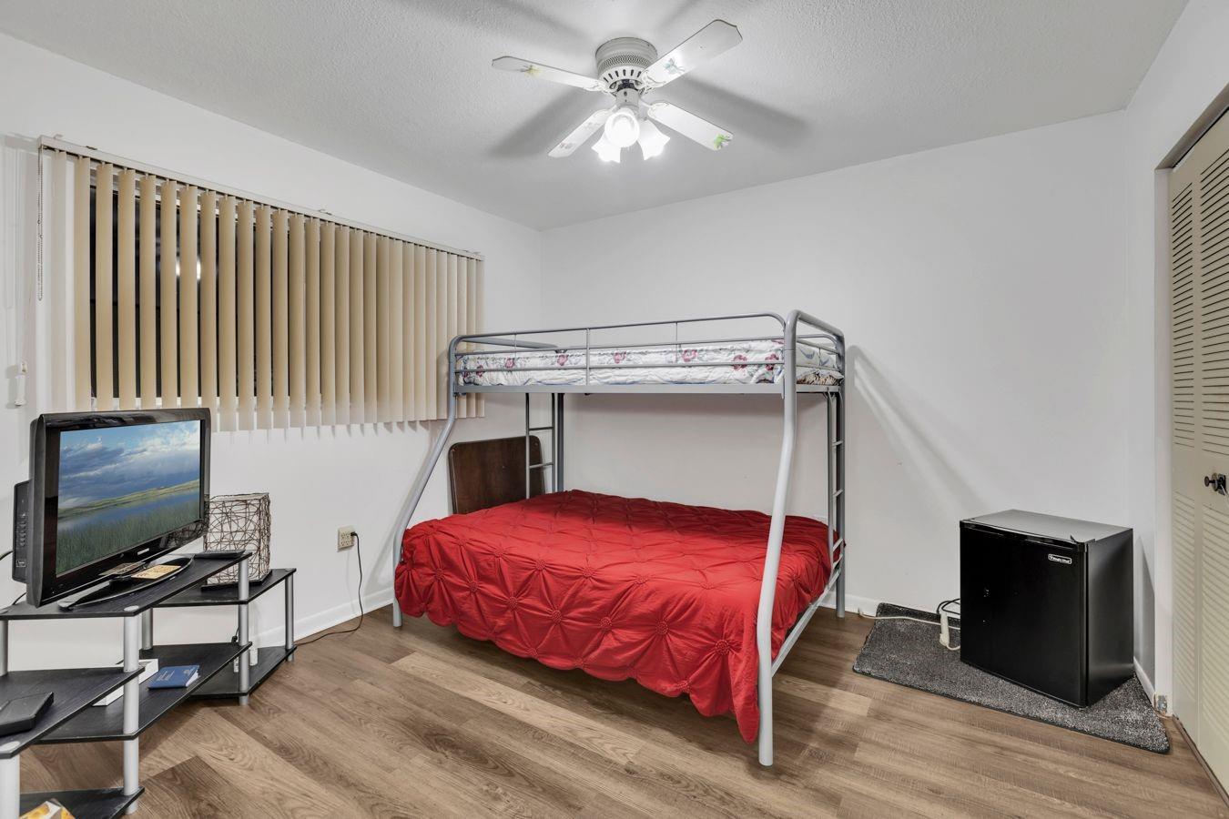 ROYAL PARK GARDENS - Residential