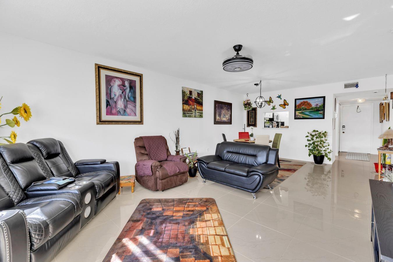 ROYAL PARK GARDENS - Residential