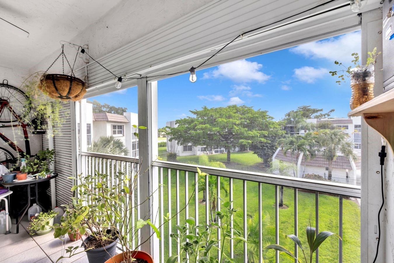 ROYAL PARK GARDENS - Residential