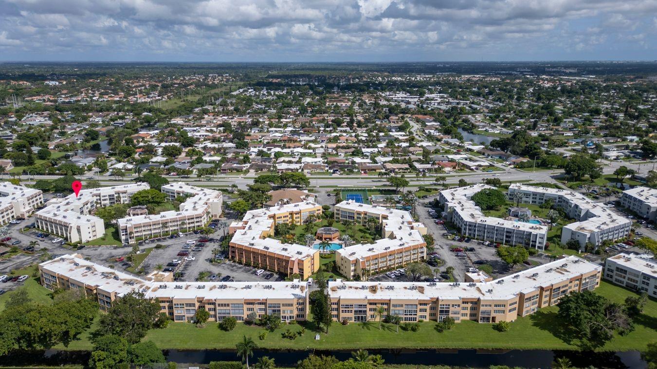 ROYAL PARK GARDENS - Residential