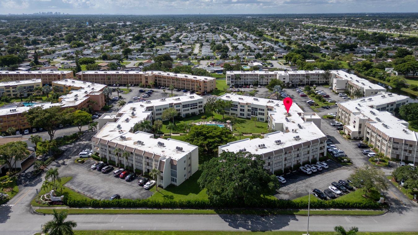 ROYAL PARK GARDENS - Residential