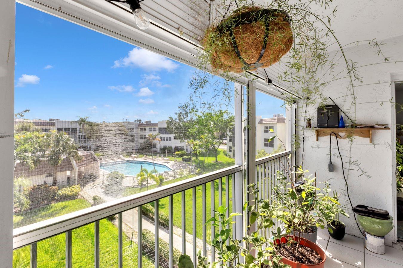 ROYAL PARK GARDENS - Residential