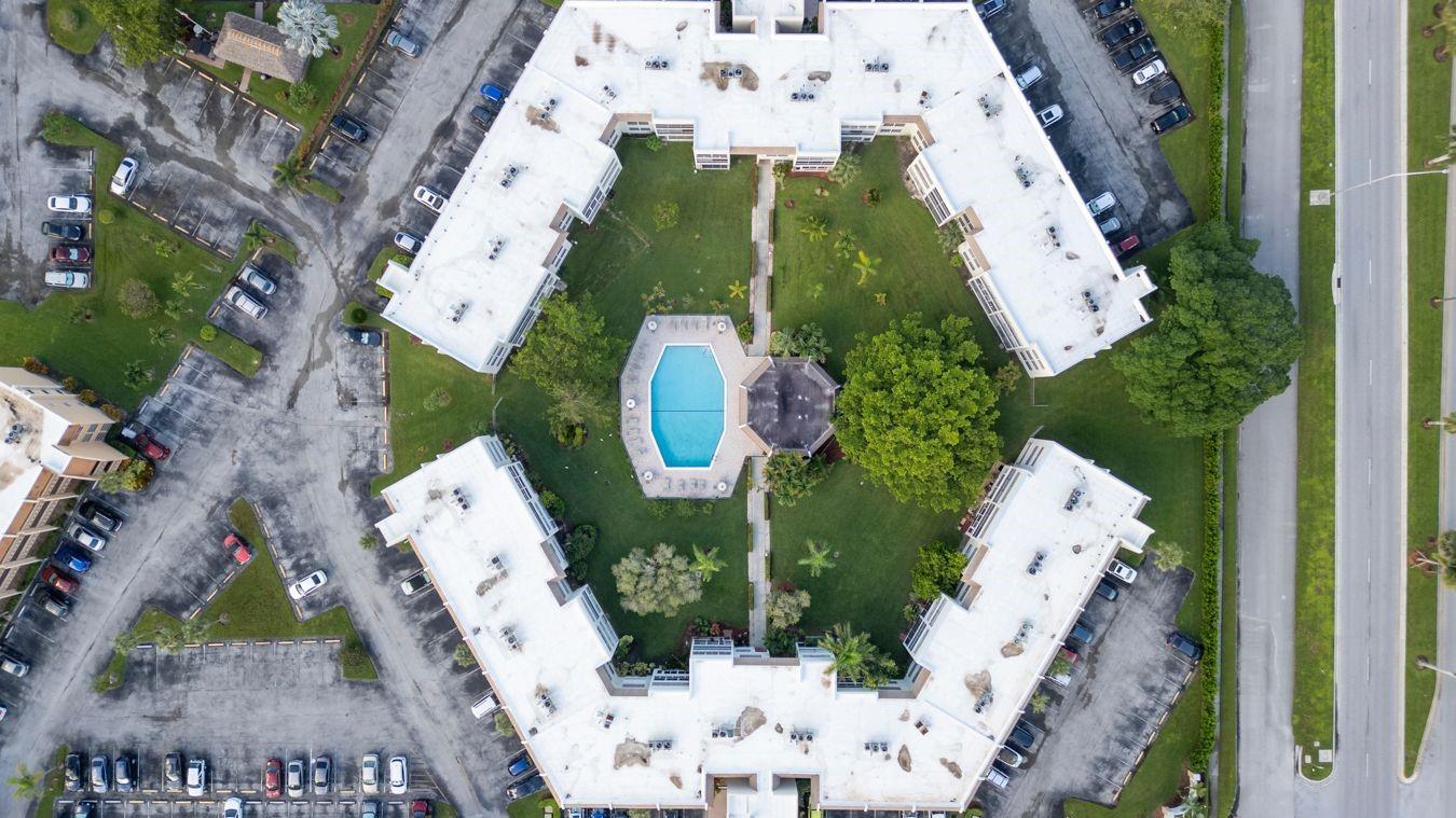 ROYAL PARK GARDENS - Residential