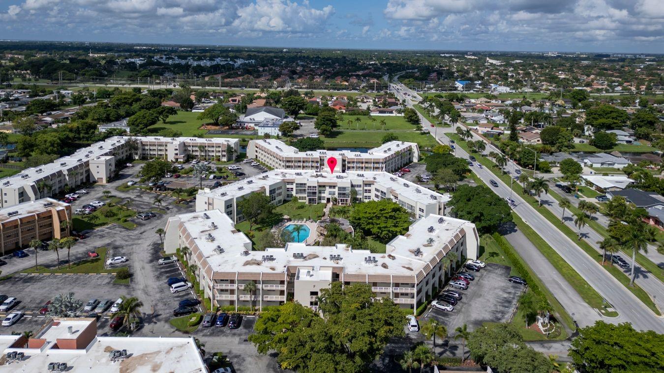 ROYAL PARK GARDENS - Residential