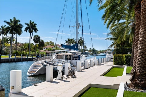 Tiny photo for 500 Isle Of Capri Drive, Fort Lauderdale, FL 33301 (MLS # B26065947)