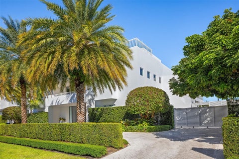 Tiny photo for 500 Isle Of Capri Drive, Fort Lauderdale, FL 33301 (MLS # B26065947)