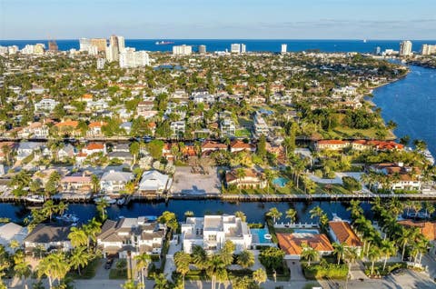 Tiny photo for 500 Isle Of Capri Drive, Fort Lauderdale, FL 33301 (MLS # B26065947)