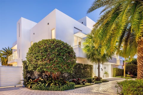 Tiny photo for 500 Isle Of Capri Drive, Fort Lauderdale, FL 33301 (MLS # B26065947)
