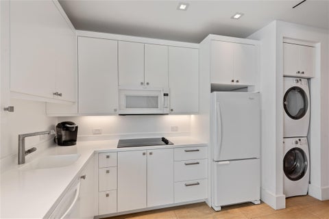 Tiny photo for 500 Isle Of Capri Drive, Fort Lauderdale, FL 33301 (MLS # B26065947)