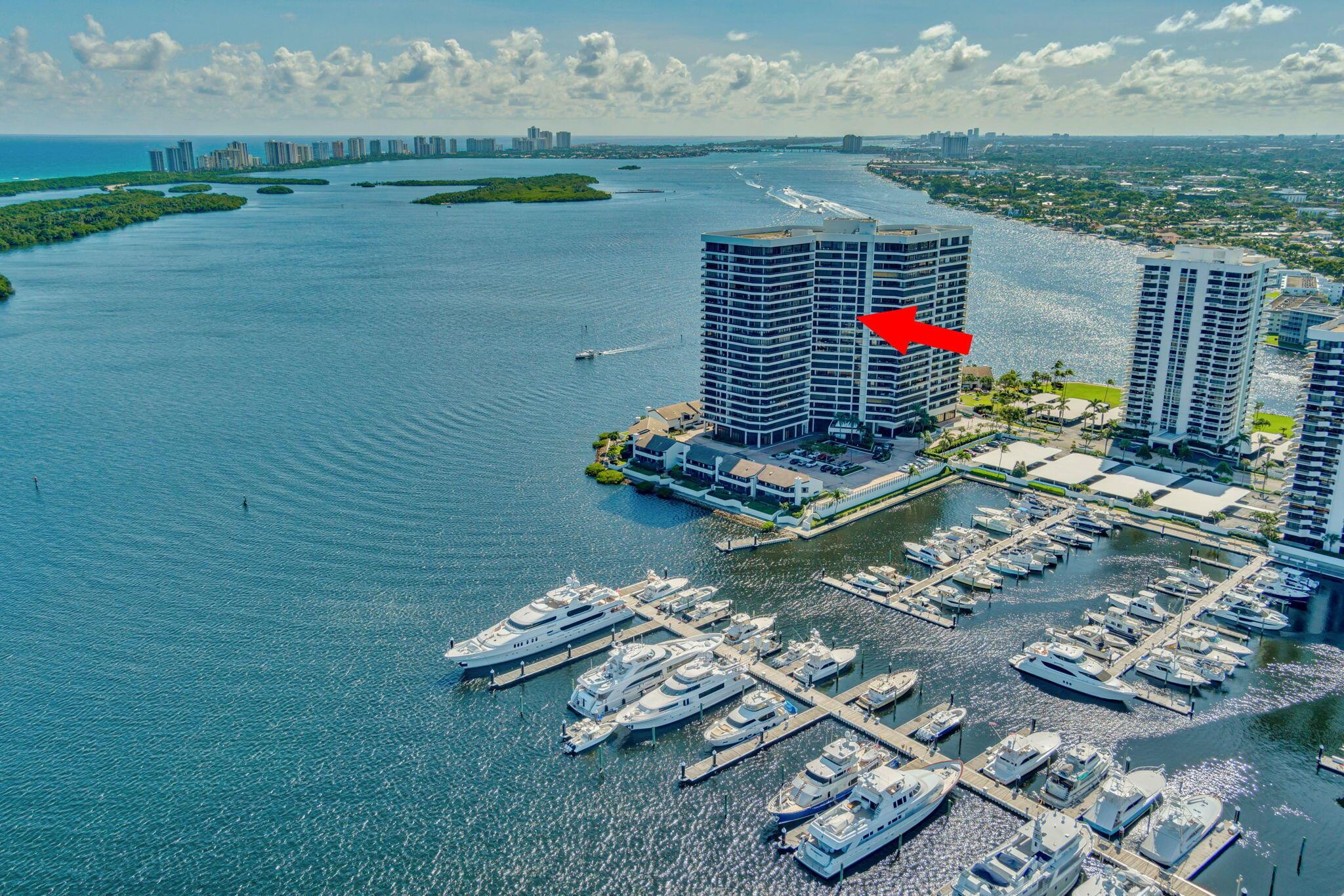 OLD PORT COVE LAKE POINT - Residential