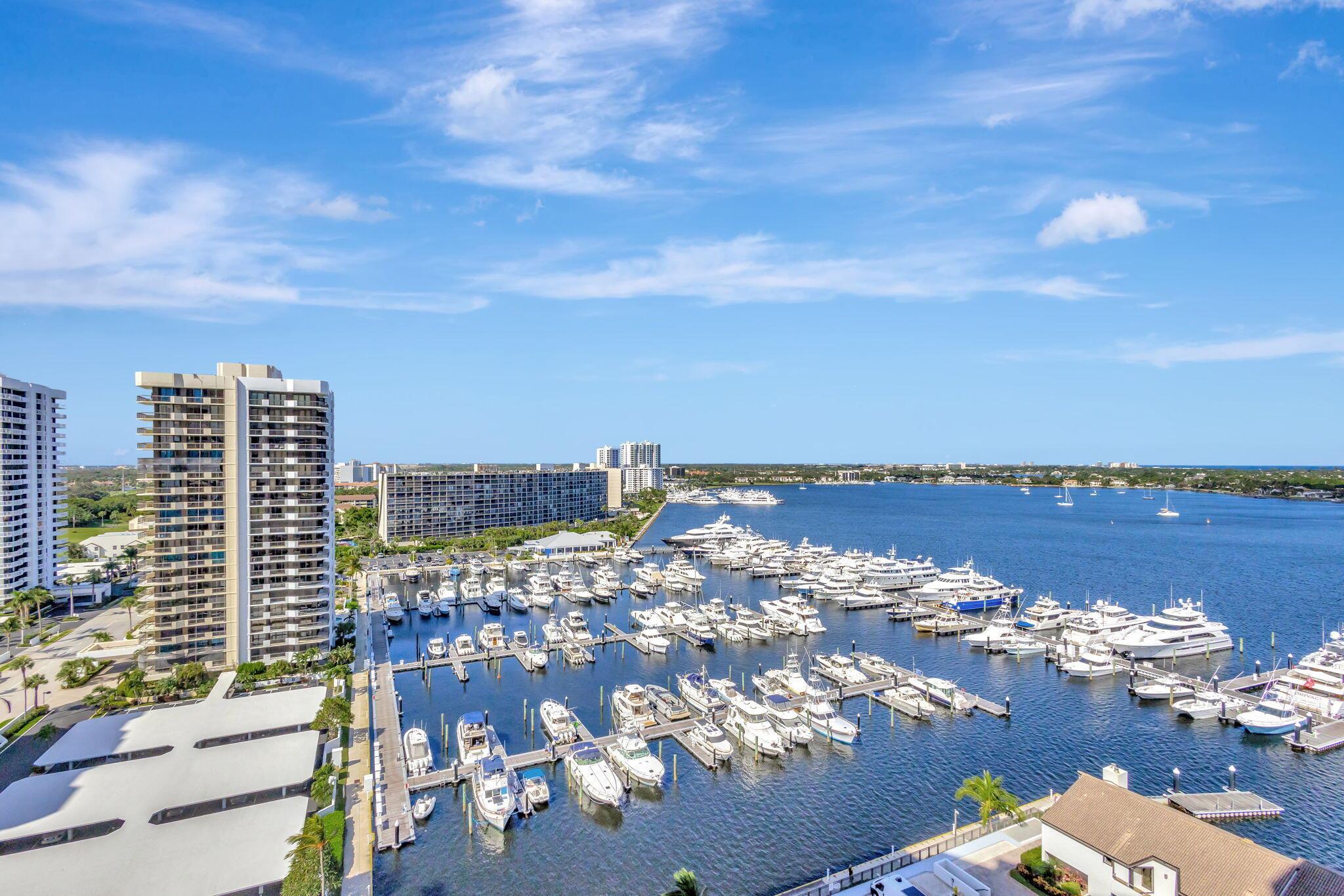 OLD PORT COVE LAKE POINT - Residential
