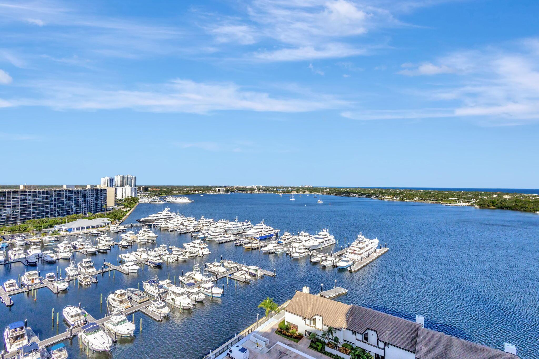 OLD PORT COVE LAKE POINT - Residential