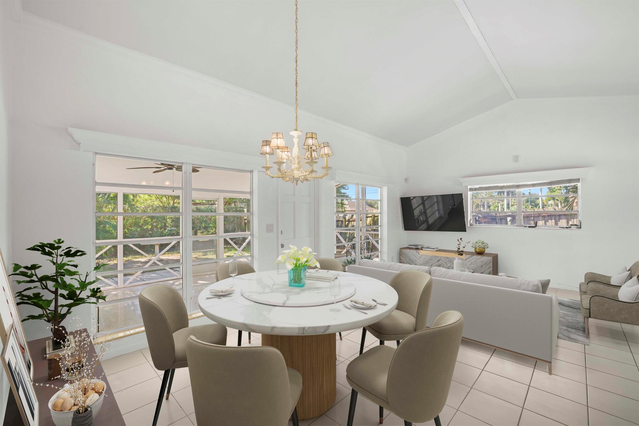 NORTHRIDGE - Residential