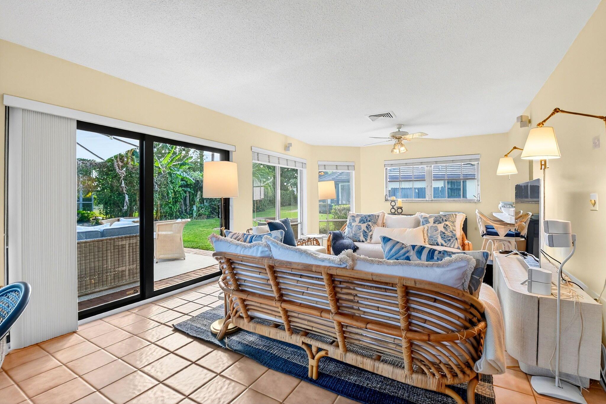 PINE VILLAS - Residential