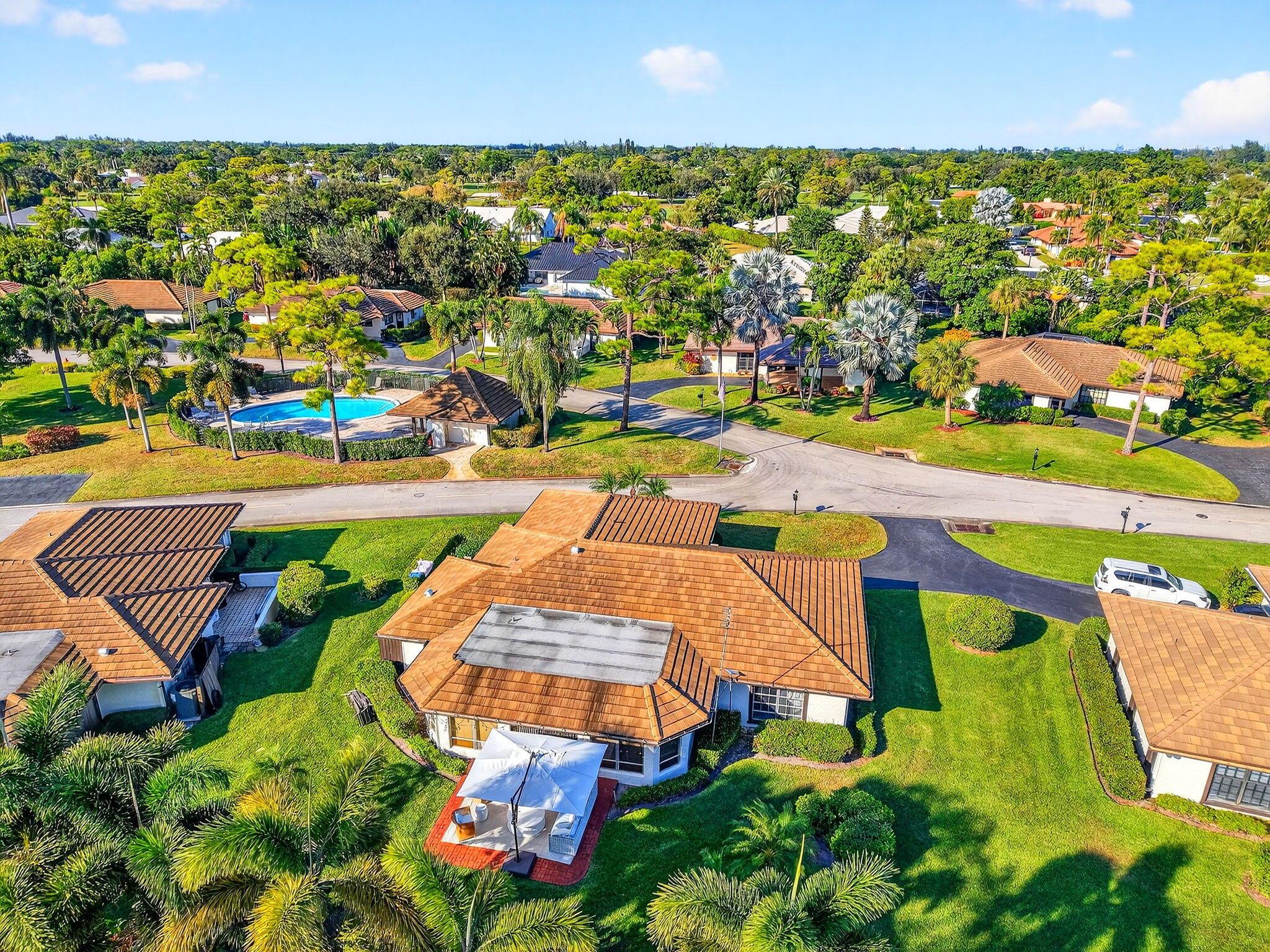 PINE VILLAS - Residential