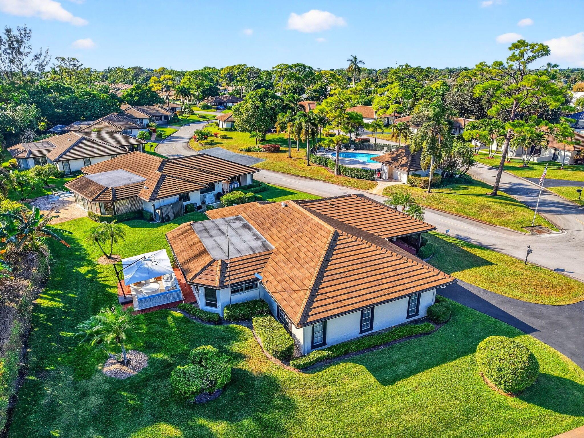 PINE VILLAS - Residential