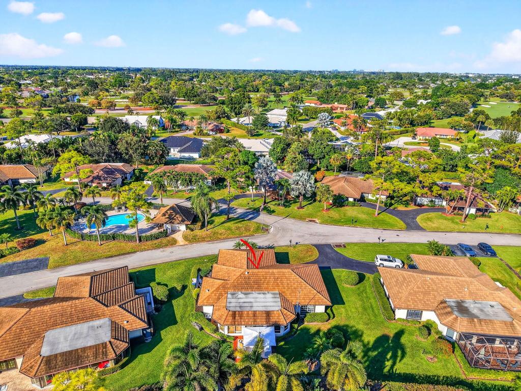 PINE VILLAS - Residential