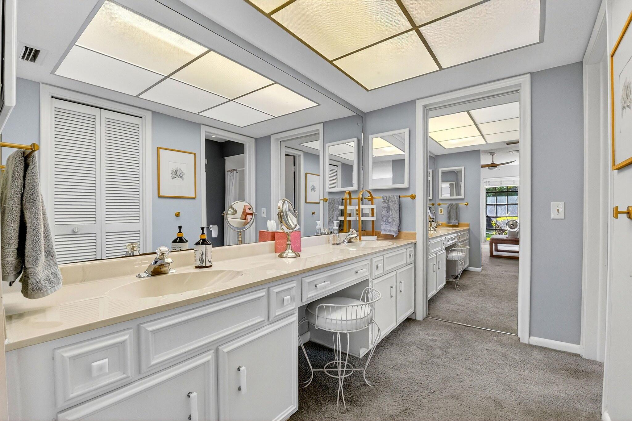 PINE VILLAS - Residential