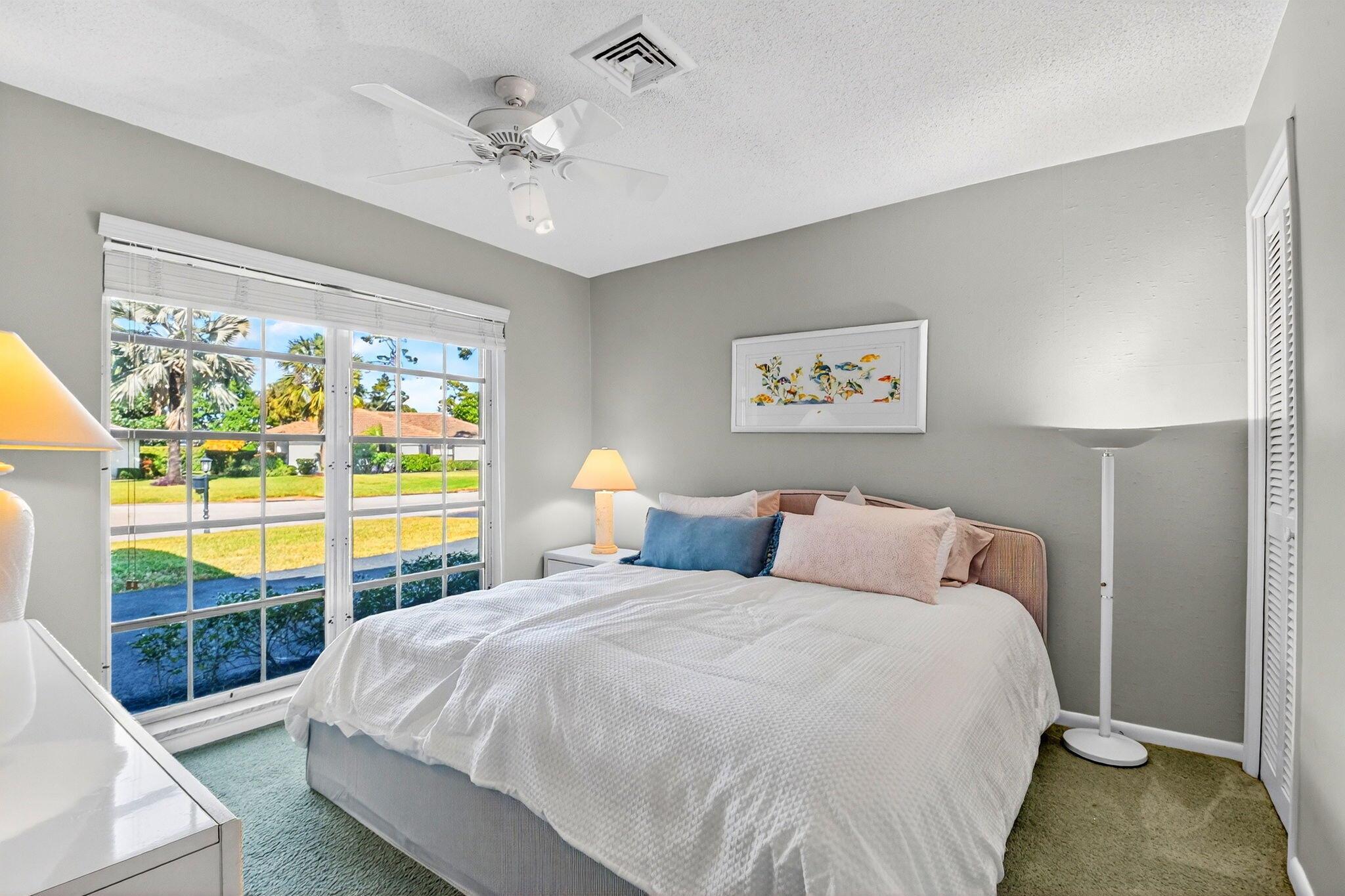 PINE VILLAS - Residential