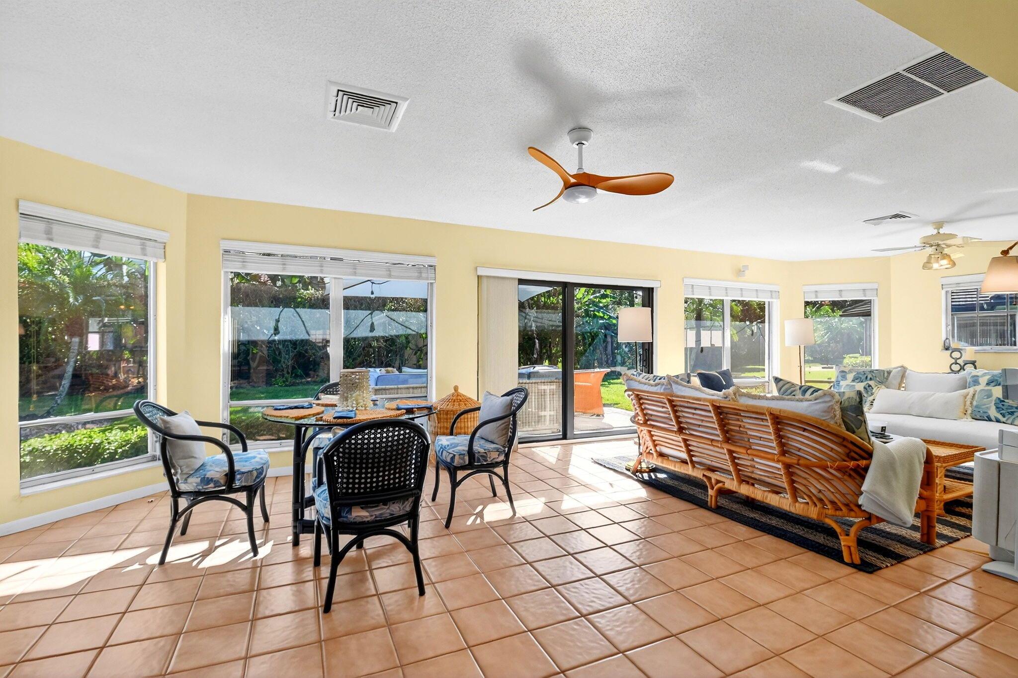 PINE VILLAS - Residential