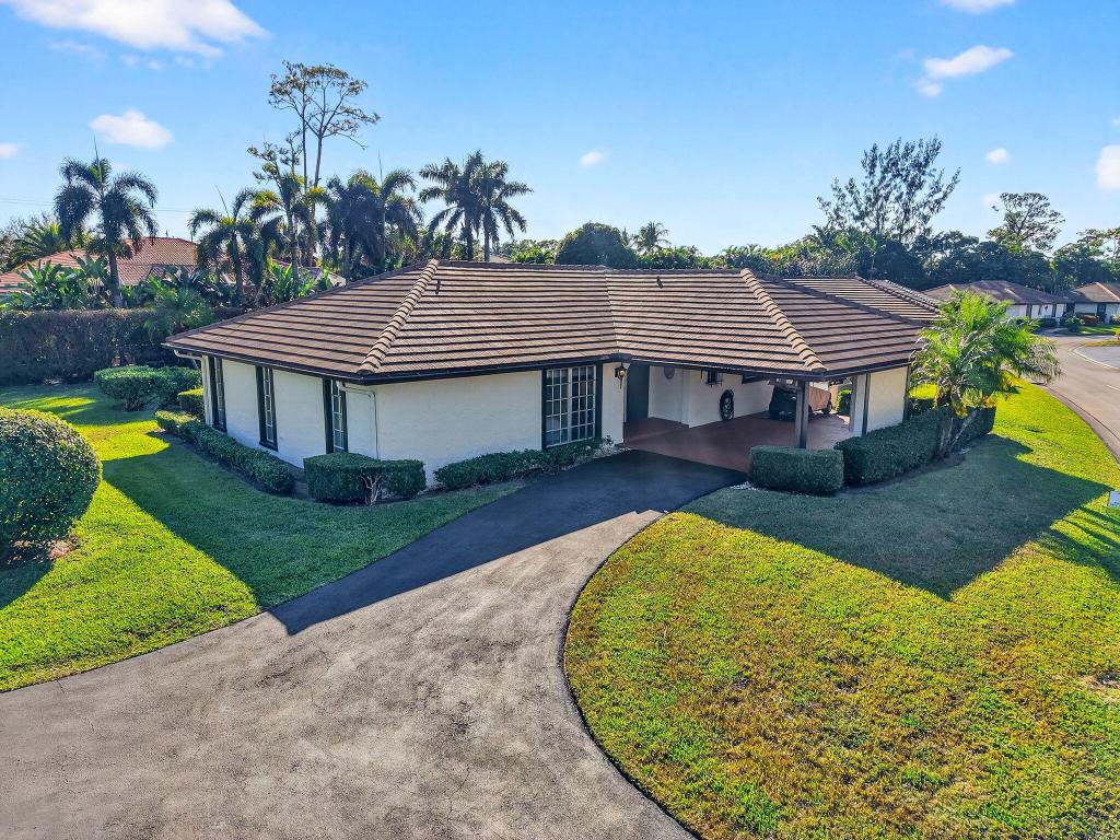 PINE VILLAS - Residential