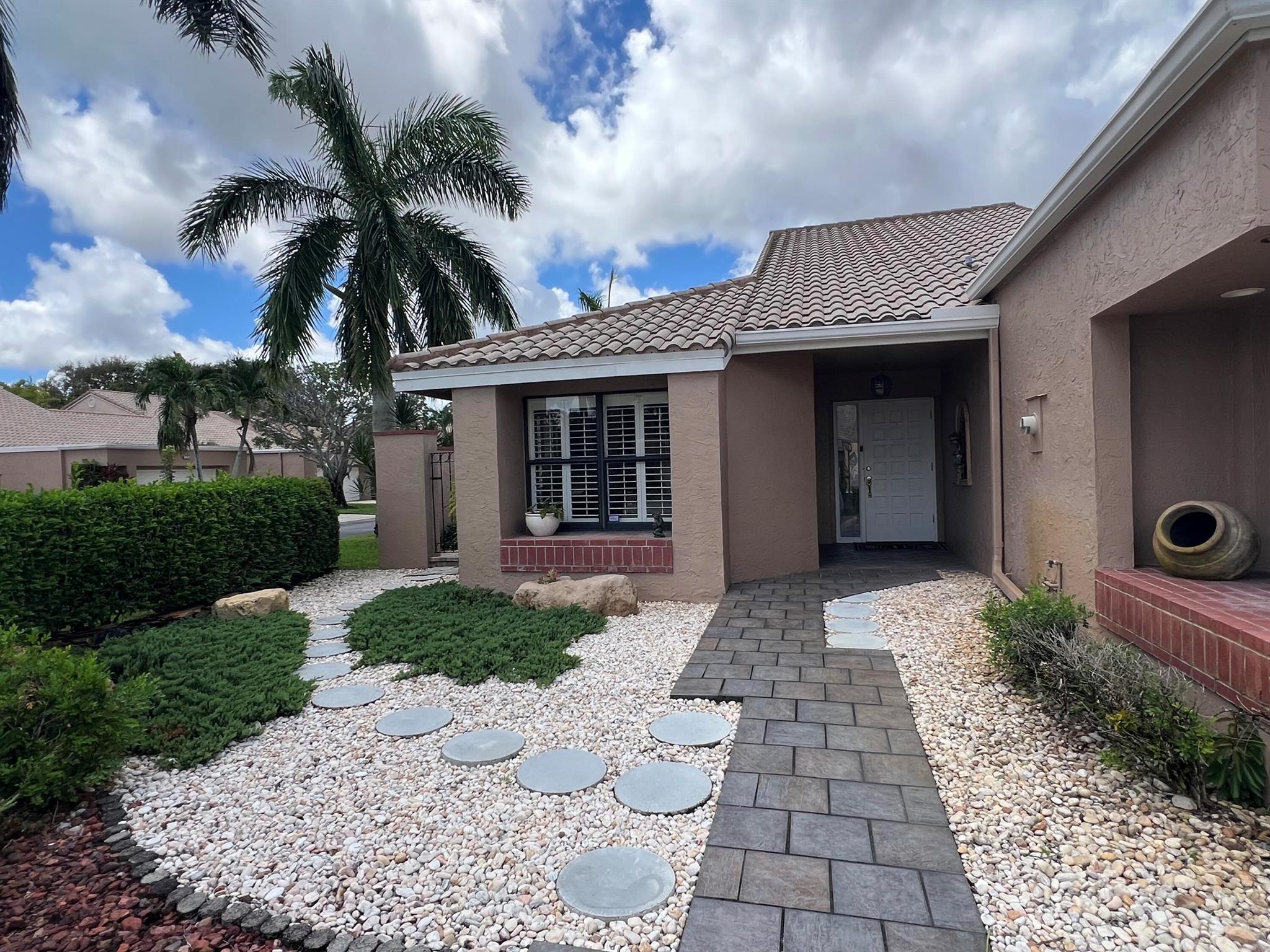 11123 Applegate Circle