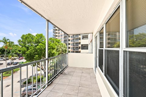 Tiny photo for 10777 W Sample Road #407, Coral Springs, FL 33065 (MLS # B26055317)
