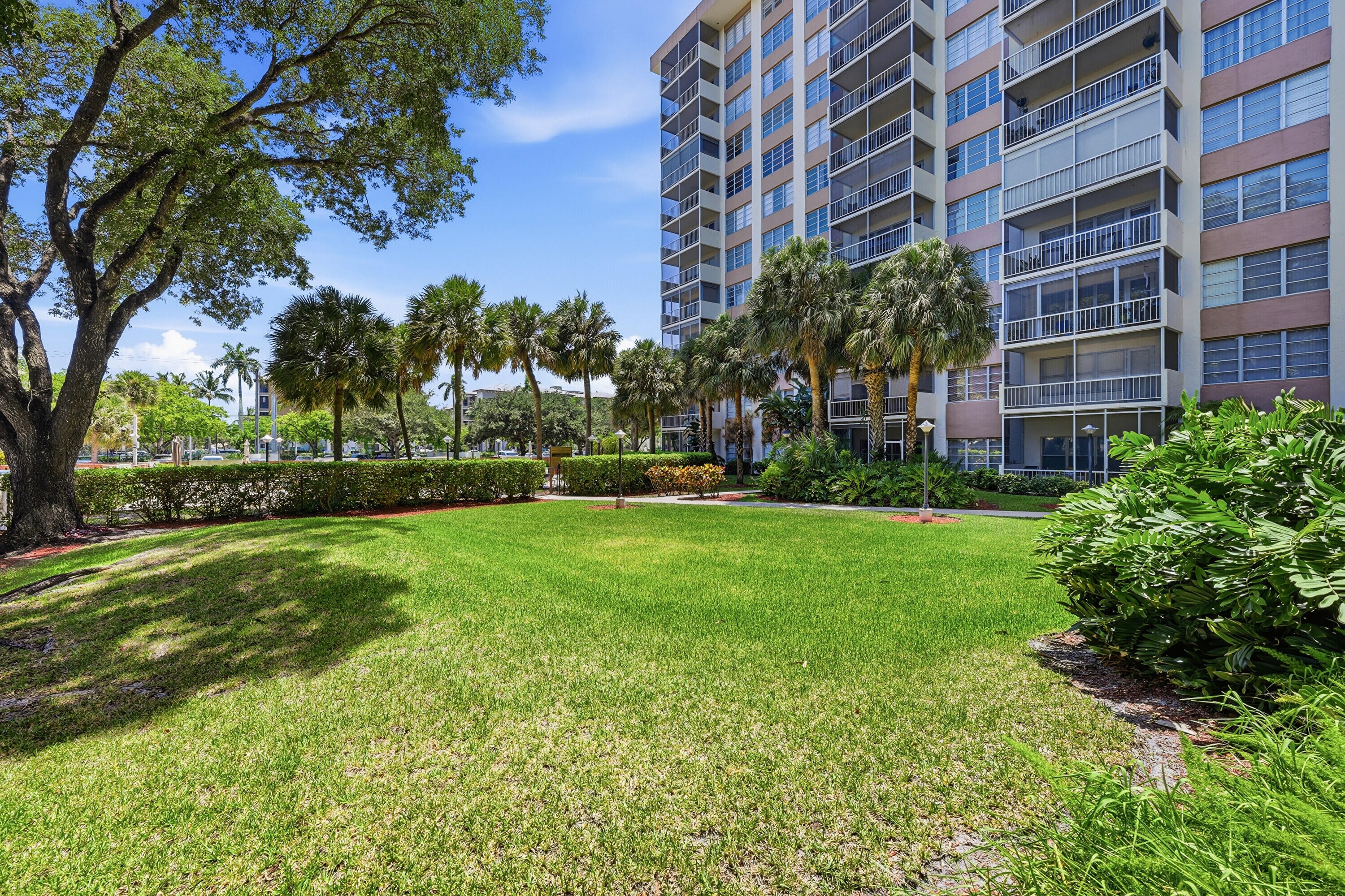 10777 W Sample Road 407