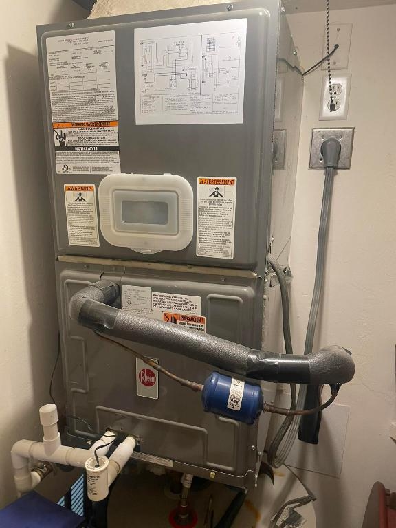 TEQUESTA GARDEN CONDO 6 - Residential