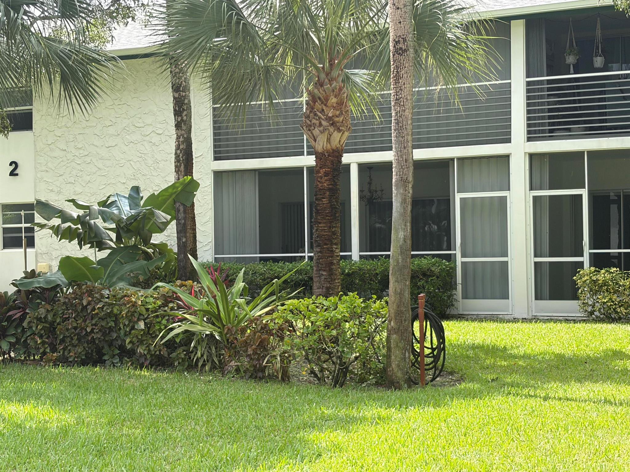 TEQUESTA GARDEN CONDO 6 - Residential