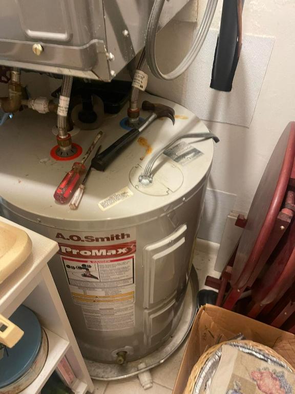 TEQUESTA GARDEN CONDO 6 - Residential