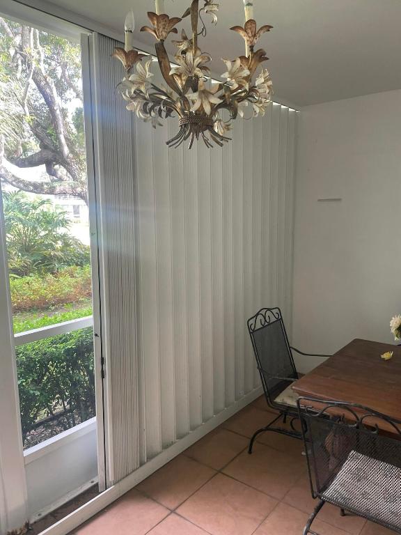 TEQUESTA GARDEN CONDO 6 - Residential