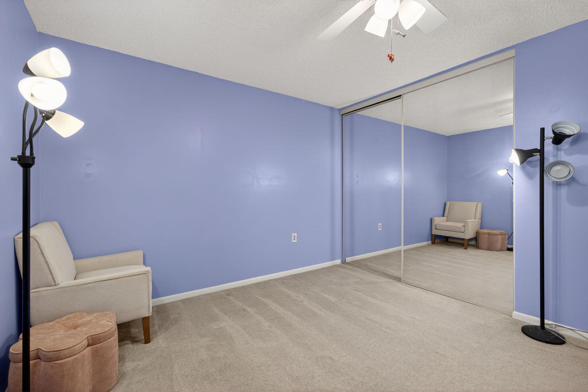 WHITEHALL - Residential