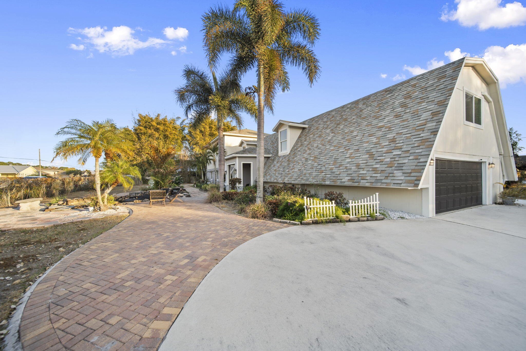 916 SW Abingdon Avenue