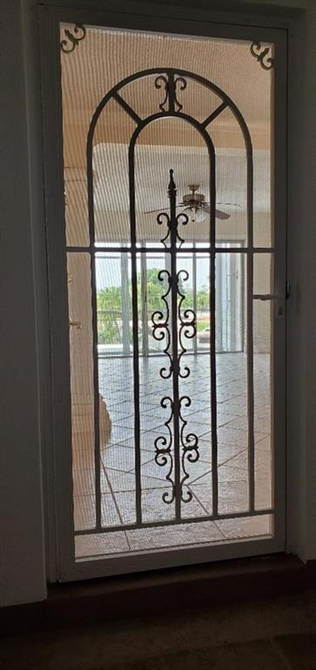 Photo of 3040 NE 16th Ave #303 A, Oakland Park, FL 33334 (MLS # F10541019)