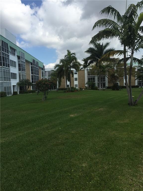 RIVER SHORES - Residential