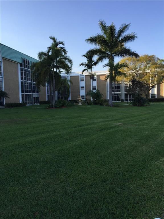 RIVER SHORES - Residential