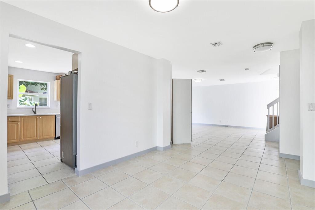 COCONUT POINTE - Residential