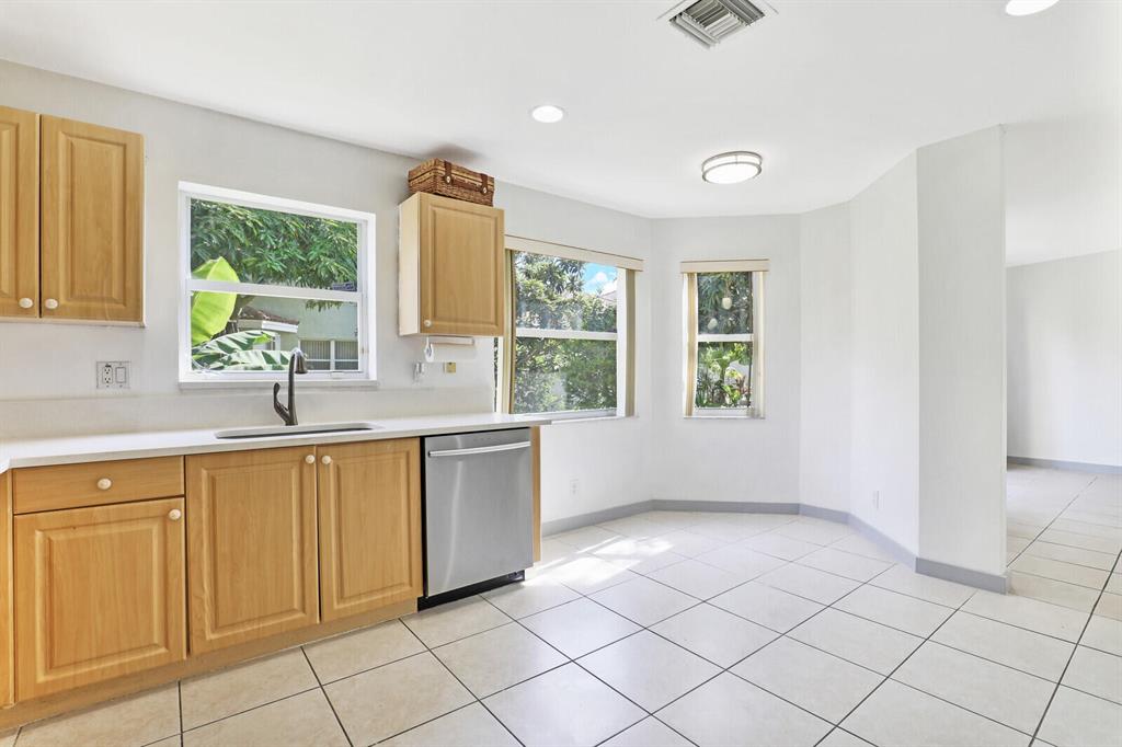 COCONUT POINTE - Residential