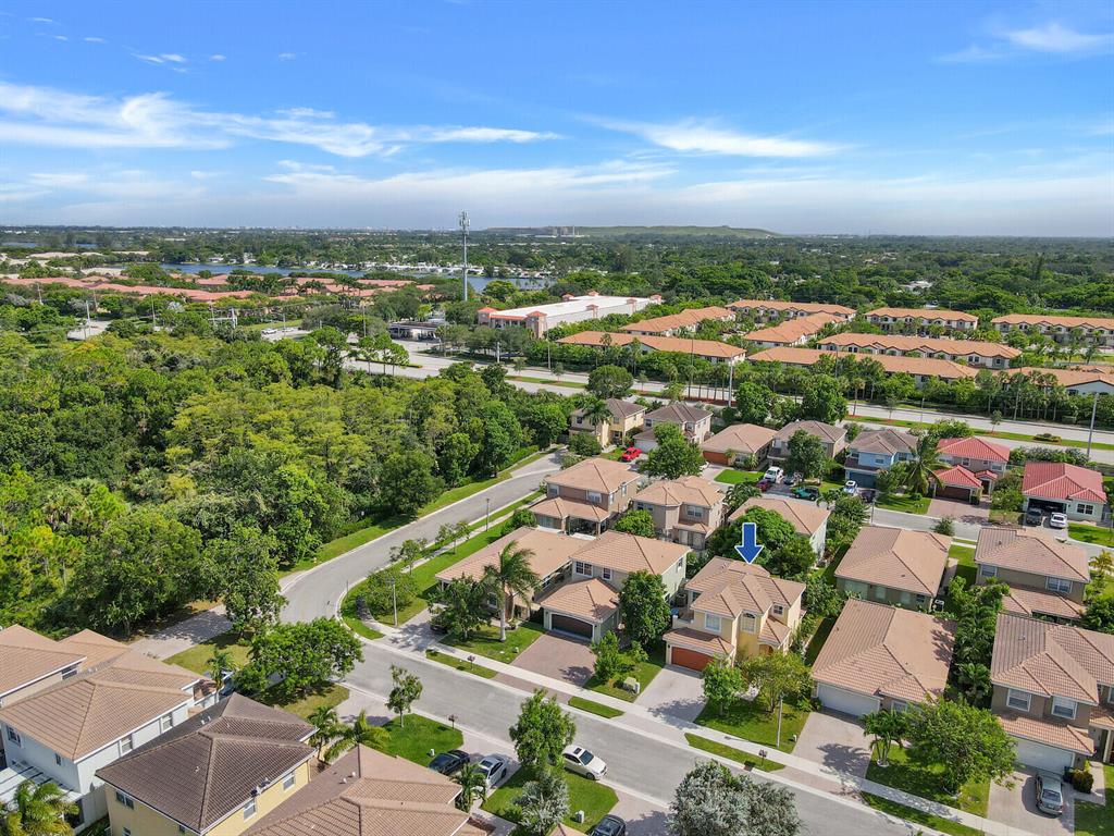COCONUT POINTE - Residential