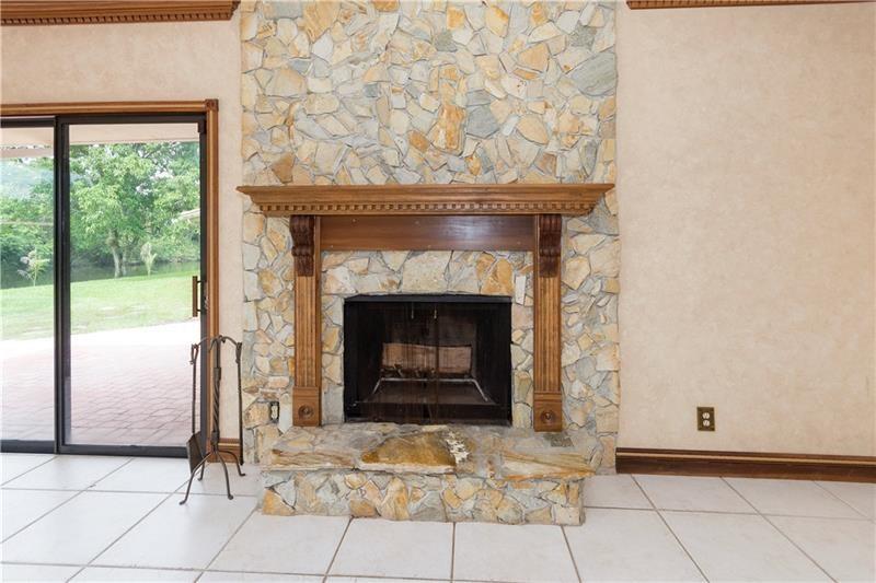 Lexington l of Sherbrooke - Residential Lease