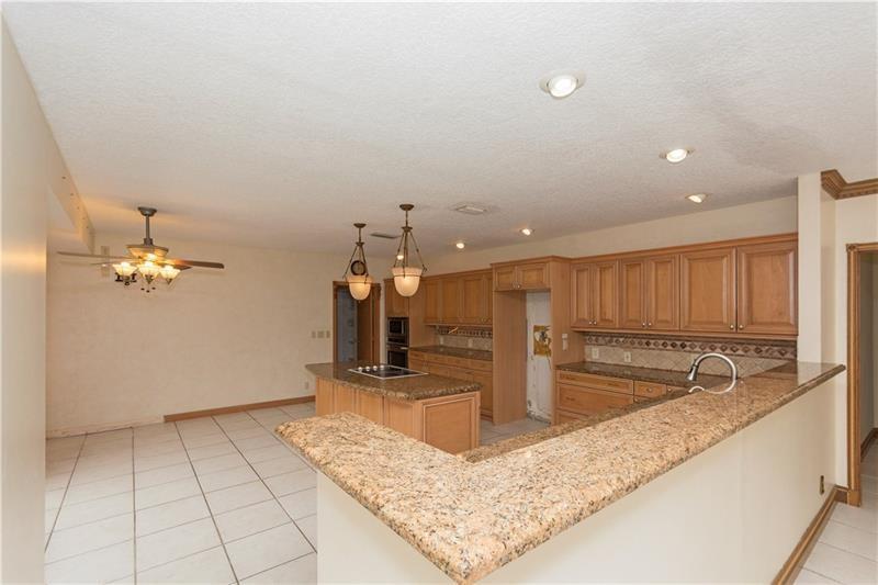 Lexington l of Sherbrooke - Residential Lease