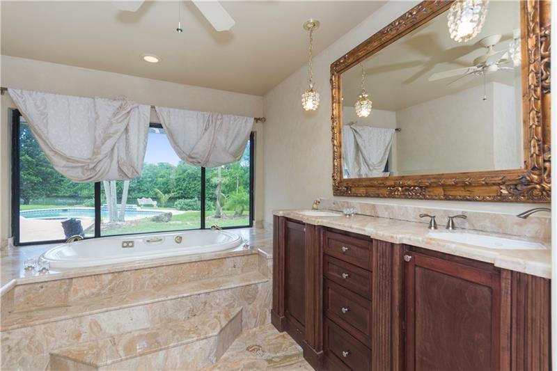 Lexington l of Sherbrooke - Residential Lease