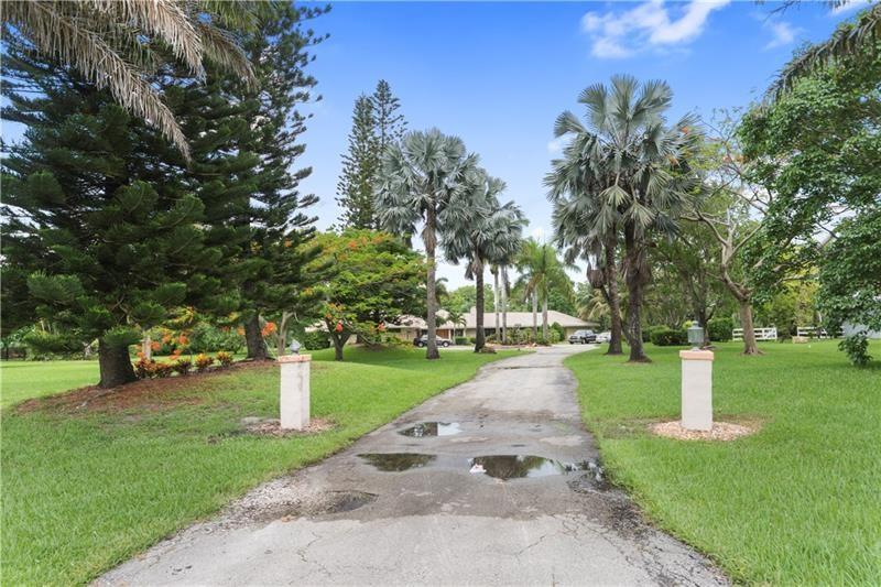 Lexington l of Sherbrooke - Residential Lease