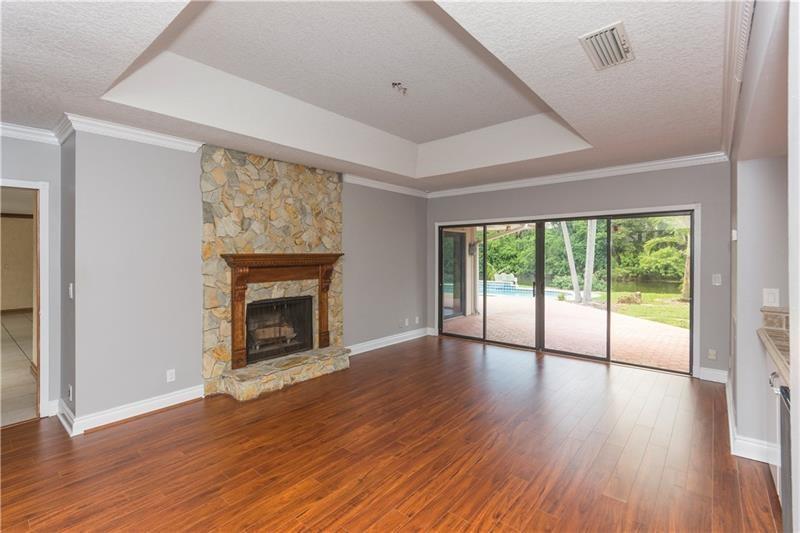 Lexington l of Sherbrooke - Residential Lease